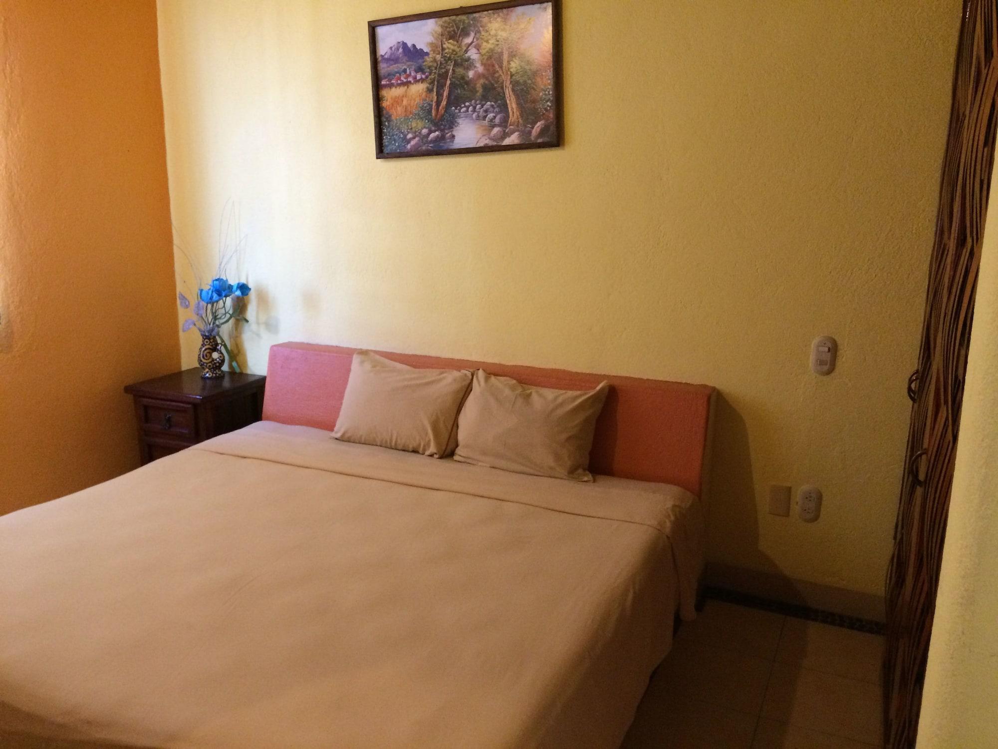 Hotel Las Salinas Сиуатанехо Экстерьер фото