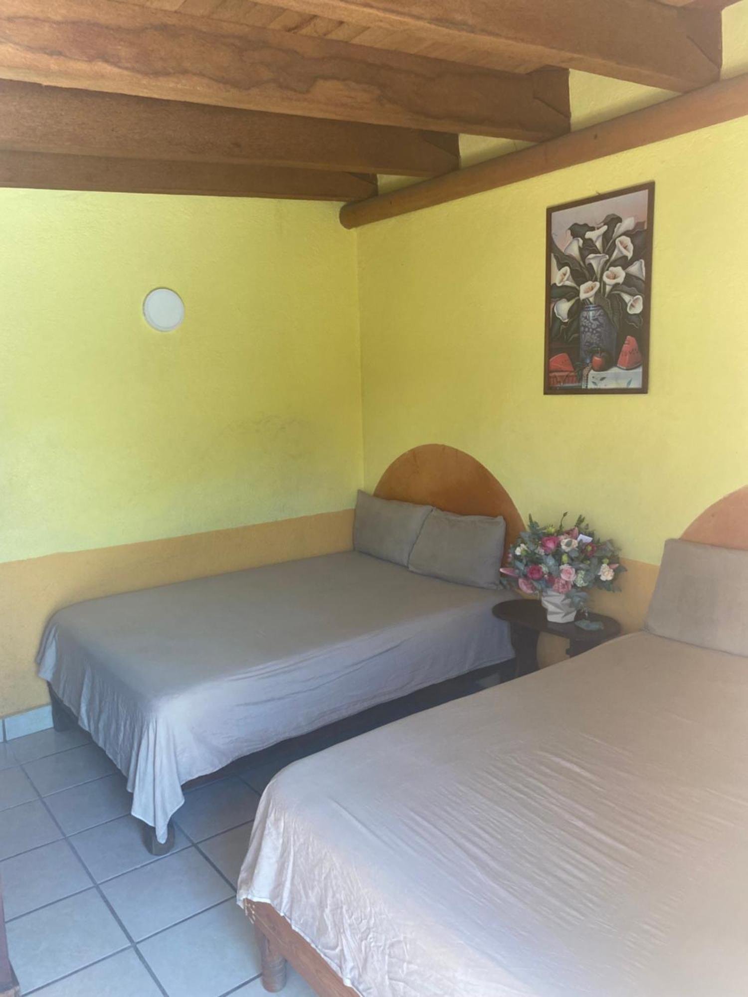 Hotel Las Salinas Сиуатанехо Экстерьер фото
