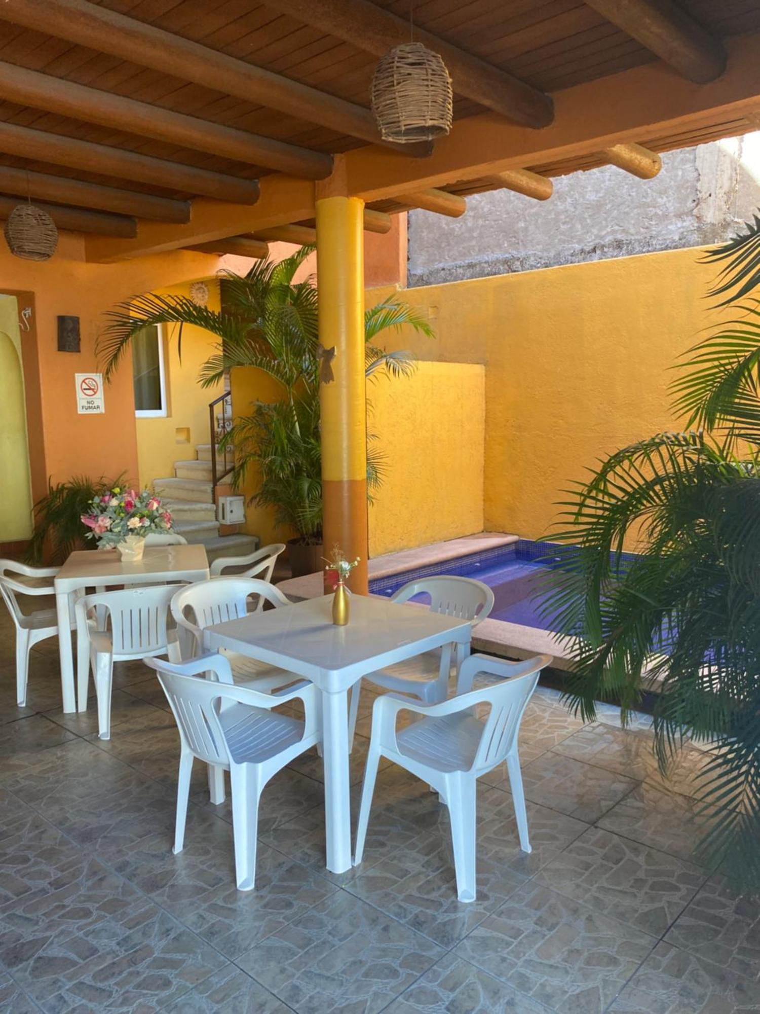 Hotel Las Salinas Сиуатанехо Экстерьер фото