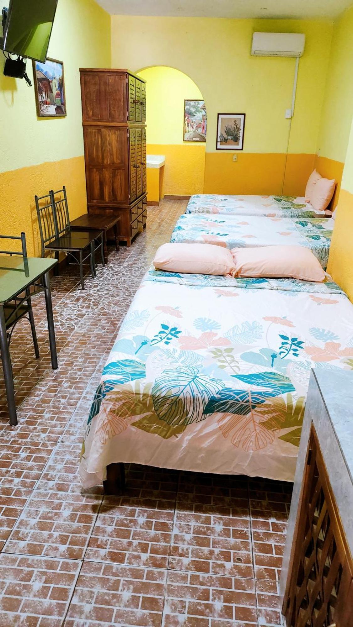 Hotel Las Salinas Сиуатанехо Экстерьер фото